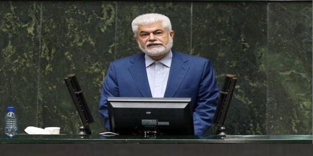 رئیس کمیسیون بهداشت مجلس: من هم واکسن روسی کرونا را نمی زنم /واکسن کوبایی مطمئن تر است 