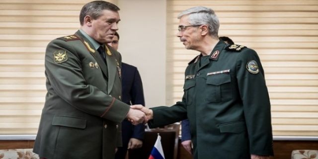 مذاکره ایران با روسیه برای خرید تسلیحات| روزنامه روسی: تهران پول کافی برای خرید ندارد 