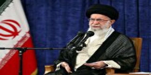 نظر رهبرانقلاب در مورد مجلس..... رهبر انقلاب: از اول تشکیل مجلس یازدهم اعتقاد داشتم که این مجلس انقلابی است؛ الان هم بعد از سه سال همین را تکرار می‌کنم / سرافراز وارد مجلس شدید، ان‌شاءالله سرافراز هم خارج شوید
