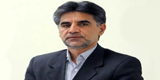 در دنیای سیاست و دنیای کنونی  کار منتخب و هواداران یک روند همیشگی است.محمد صحفی، معاون مطبوعاتی وزارت ارشاد دولت خاتمی در گفت‌وگو با «انتخاب»: هواداران پزشکیان و تحول خواهان نباید فضای مجازی را به دولت سایه و مخالفین واگذار کنند / پزشکیان باید طرفداران خود را با تسریع فرایند رفع فیلترینگ در صحنه نگه دارد / در دولت فعلی، وزارت ارشاد رأسا برای عده‌ای از سینماگران و روزنامه نگاران پرونده می‌ساخت؛ این رویه باید محکوم شود و کنار گذاشته شود