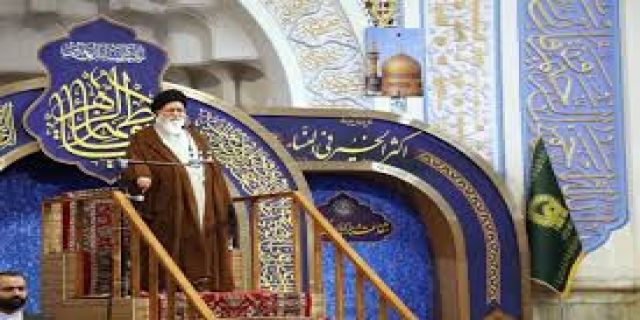 آقای علم الهدی  آیا شما می توانید  جلوی بی حجابی را بگیرید و نمی گیرید ؟؟به گزارش شفقنا، آیت الله سید احمد علم‌الهدی امروز در خطبه سیاسی نماز جمعه در حرم مطهر رضوی گفت: «اینکه عده‌ای می‌گویند نهی از منکر نکنید، مسئله حجاب را پیگیری نکنید، جلوی اباحه گری را نگیرید تا انسجام ملی حفظ شود؛ حرف درستی نیست؛ زیرا ما هر چه داریم به خاطر خدا و دین خدا و پیامبر اکرم (ص) است. بی‌بندوباری‌های موجود در جامعه که باعث نارضایتی عمومی شده ،جنگ با خداباوری مردم است.»