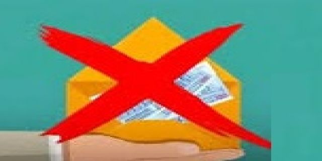 حذف بودجه دستگاه‌های ناکارآمد دولتی از بودجه مفید اما سخت است...البته حذف دولت از اقتصاد بهینه ترین تصمیم است  اقدامات ناکار آمد دولت اثرات مخربتری نسبت به اقدامات ترامپ دارد